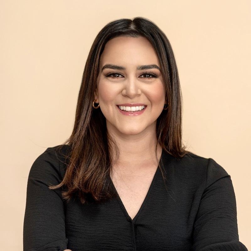 Alicia Nieves